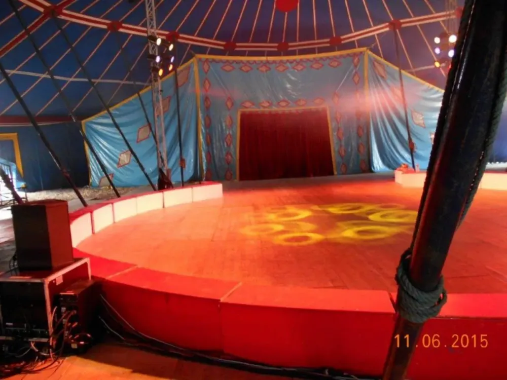 Pistes de cirque à louer